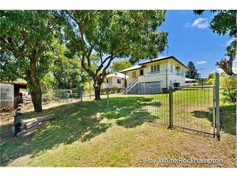 8 Kirkellen Street, Berserker QLD 4701