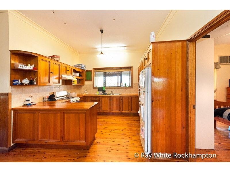 153 Dairy Inn Road, Ironpot QLD 4701