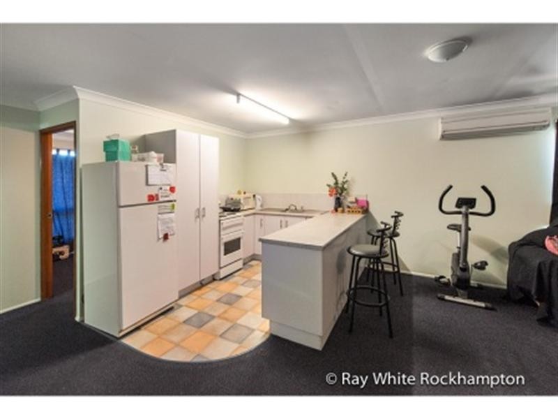 1/45 Denning Street, Park Avenue QLD 4701