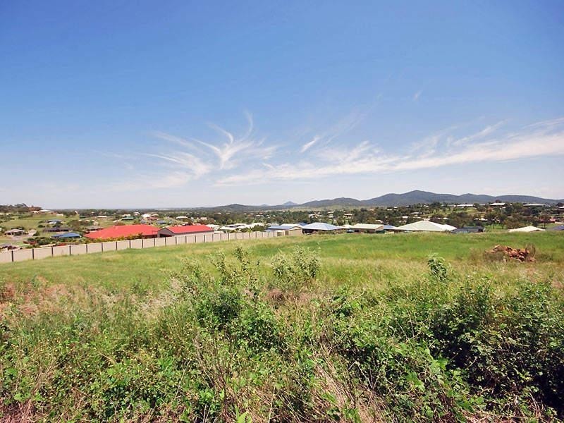 10 Trenwith Terrace, Rockyview QLD 4701