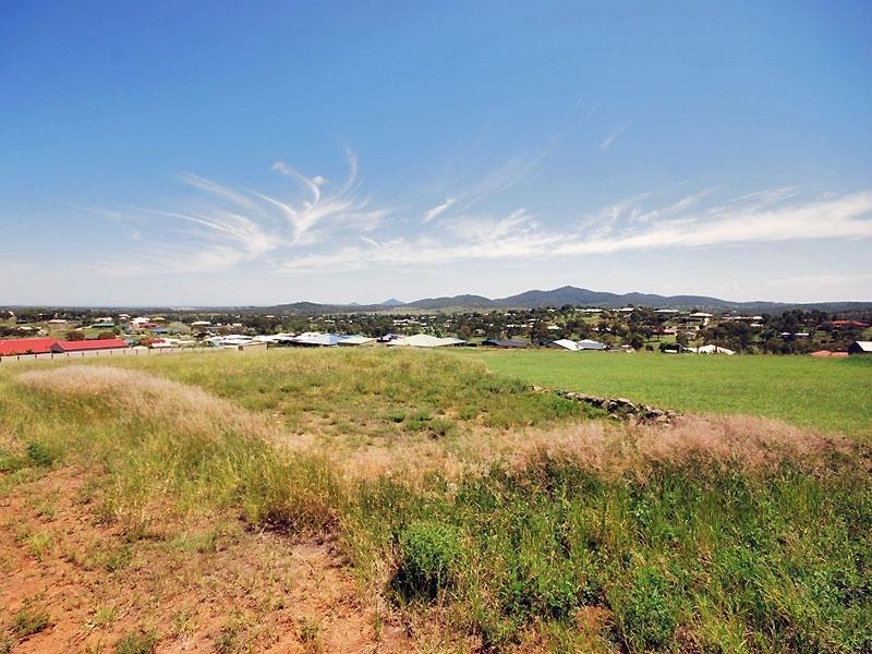 10 Trenwith Terrace, Rockyview QLD 4701