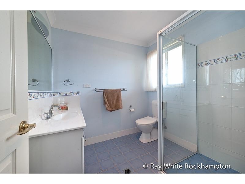 8 Trenwith Terrace, Rockyview QLD 4701