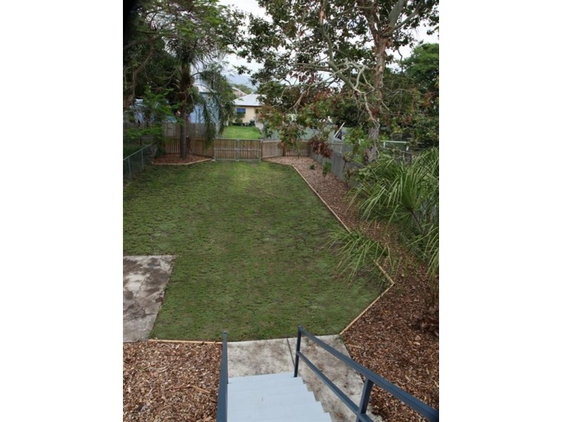 9 Arnold Street, Allenstown QLD 4700