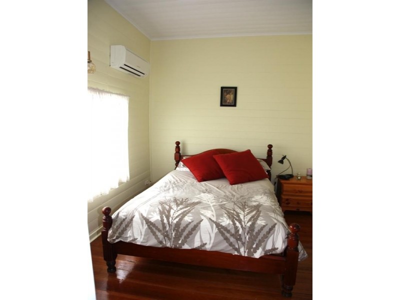 9 Arnold Street, Allenstown QLD 4700