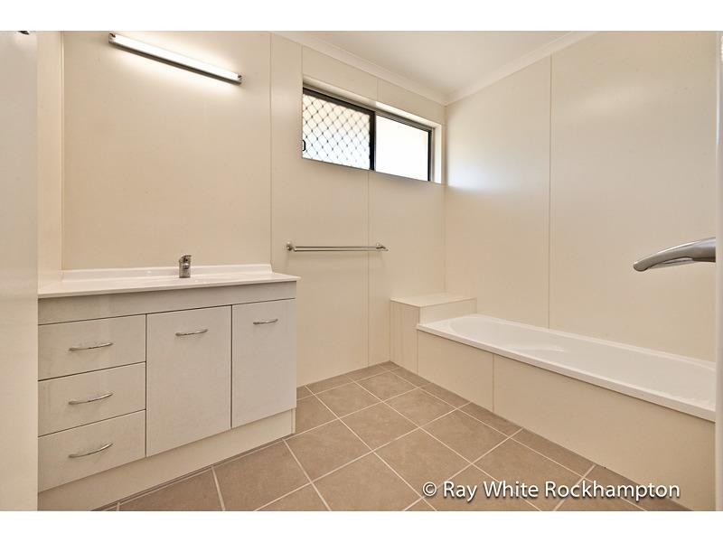 182A North Street, West Rockhampton QLD 4700