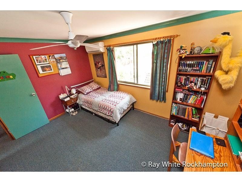 1 Stuart Court, Parkhurst QLD 4702