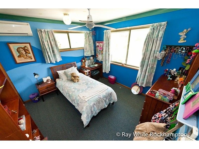 1 Stuart Court, Parkhurst QLD 4702