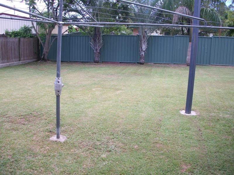 29 Wackford Street, Park Avenue QLD 4701