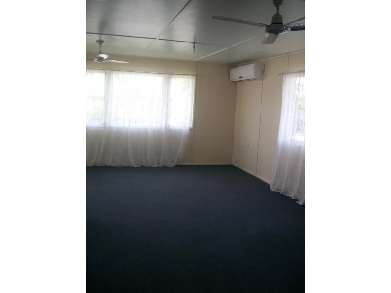 64 Alexandra Street, Park Avenue QLD 4701