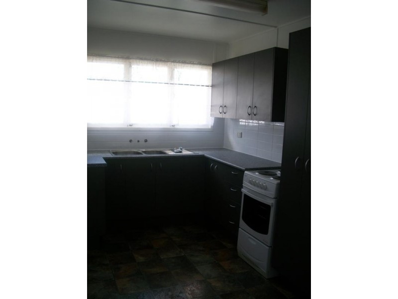 64 Alexandra Street, Park Avenue QLD 4701