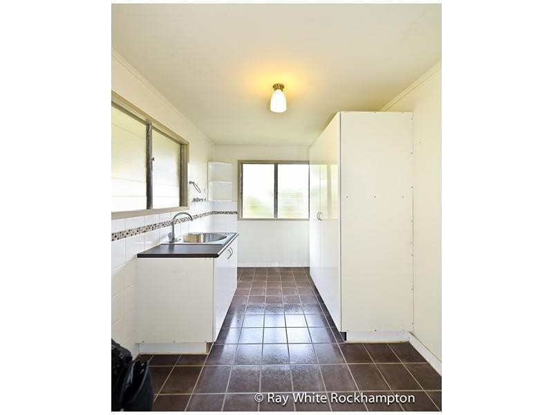 166 Lion Creek Road, Wandal QLD 4700