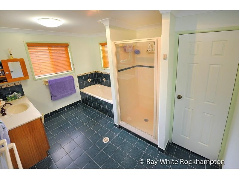 4 Lamb Avenue, Gracemere QLD 4702