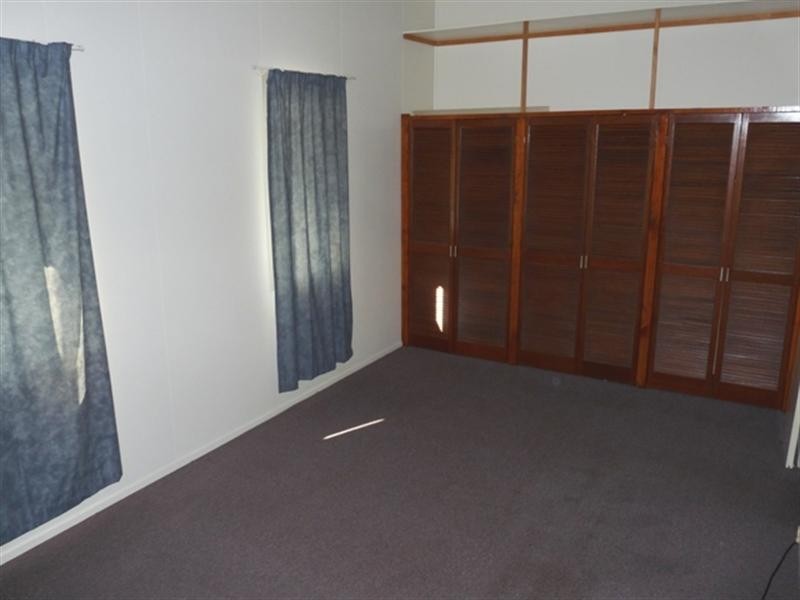 433 Campbell Street, Depot Hill QLD 4700