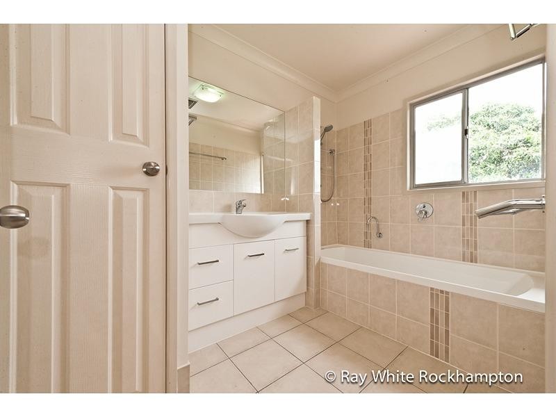 392 Rockonia Road, Koongal QLD 4701