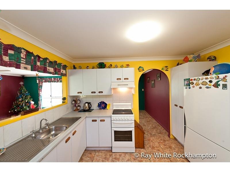 32 Gremalis Drive, Parkhurst QLD 4702