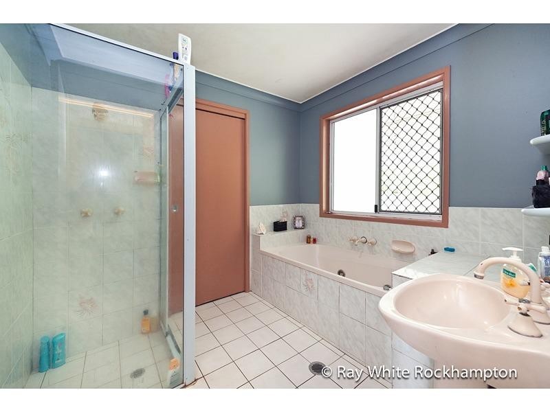 32 Gremalis Drive, Parkhurst QLD 4702