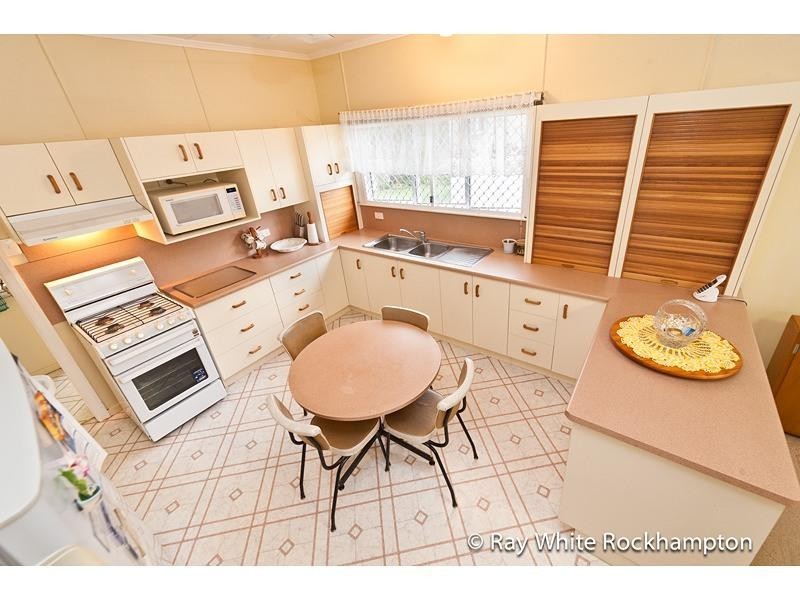 261 Georgeson Street, Berserker QLD 4701