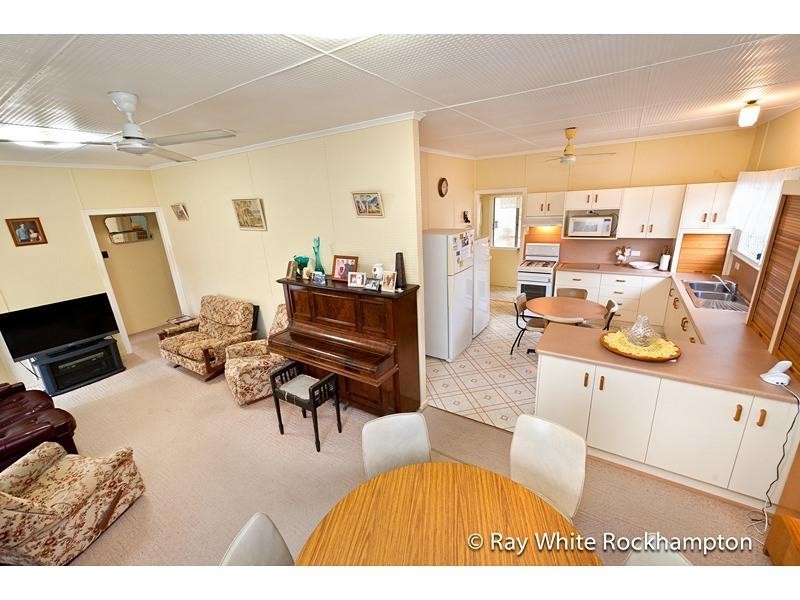 261 Georgeson Street, Berserker QLD 4701