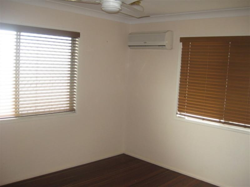 77 Sheehy Street, Park Avenue QLD 4701