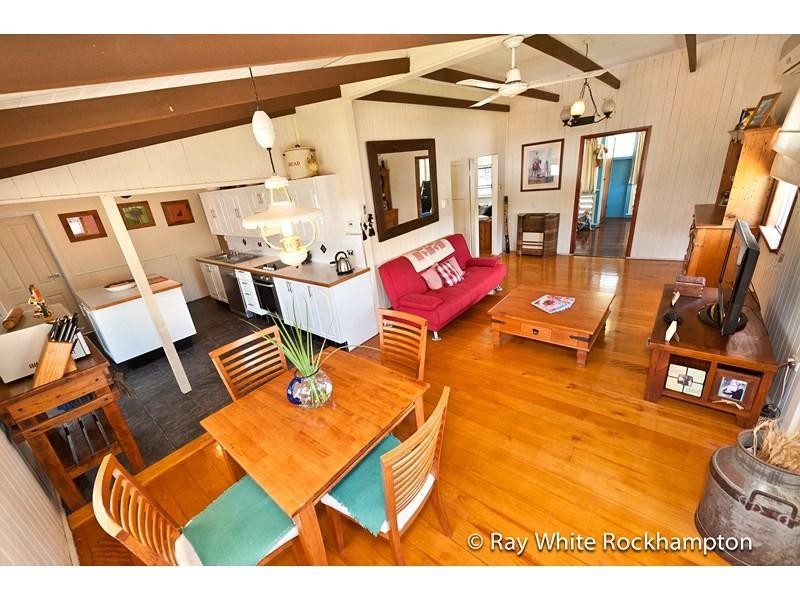 72 Haynes Street, Park Avenue QLD 4701