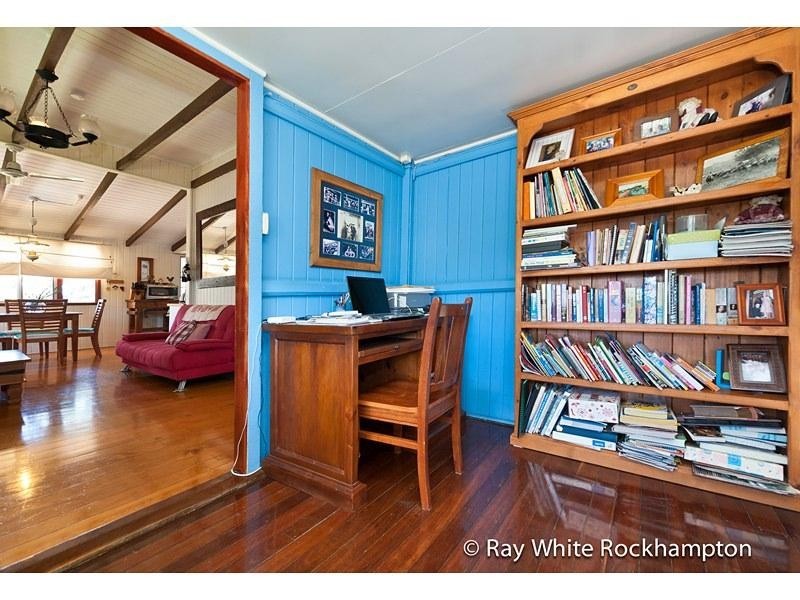 72 Haynes Street, Park Avenue QLD 4701