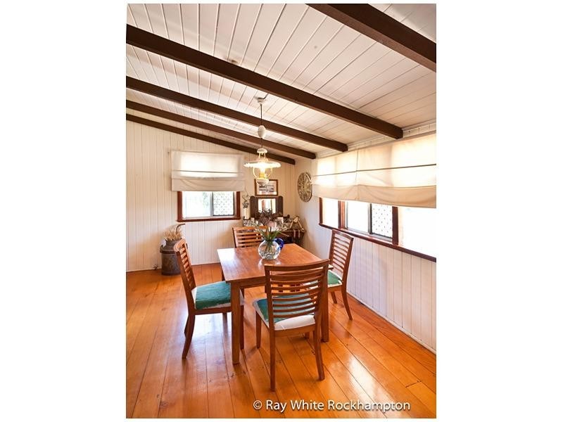 72 Haynes Street, Park Avenue QLD 4701