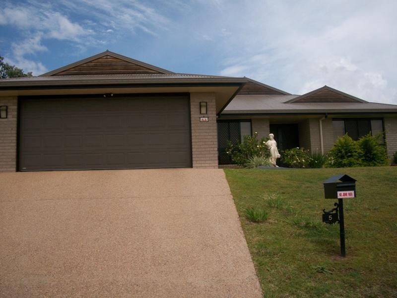 5 Annie Close, Gracemere QLD 4702