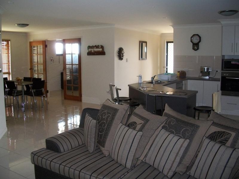 5 Annie Close, Gracemere QLD 4702