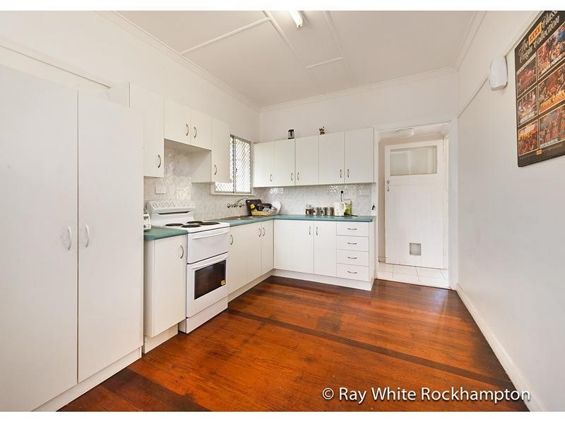 258 Hook Street, Berserker QLD 4701