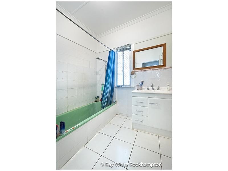 258 Hook Street, Berserker QLD 4701