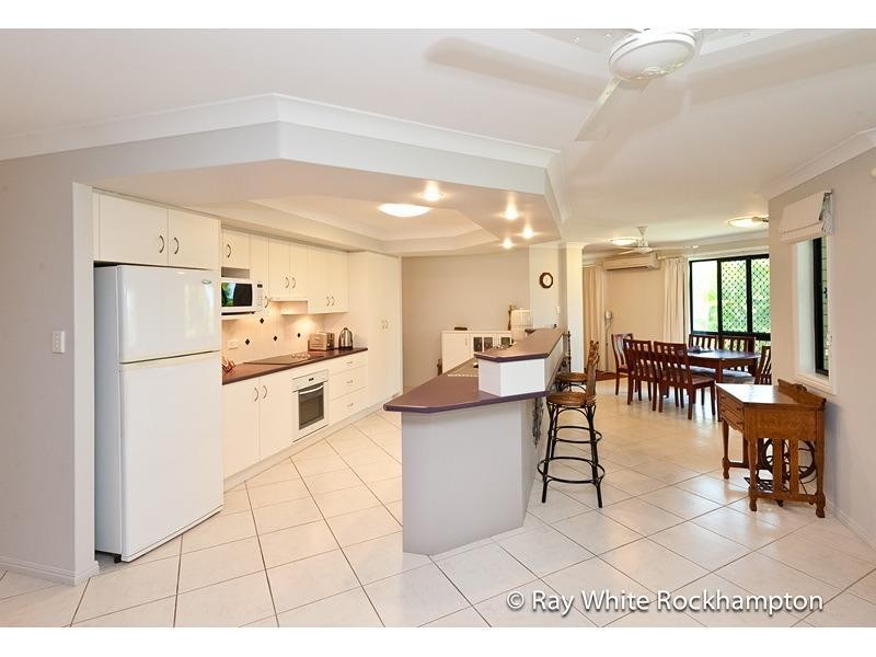 25 Mark Acton Close, Rockyview QLD 4701