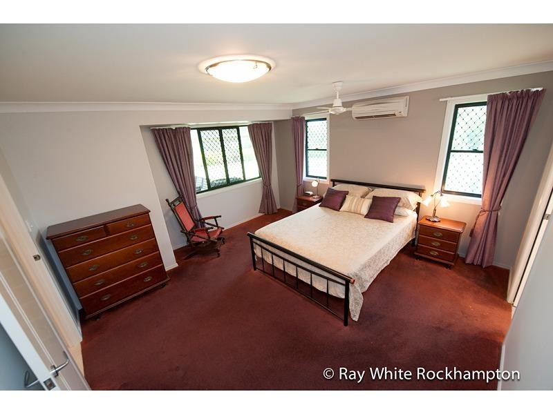 25 Mark Acton Close, Rockyview QLD 4701