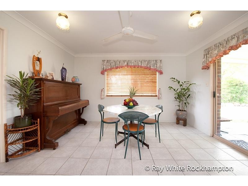 15 Carara Drive, Kawana QLD 4701