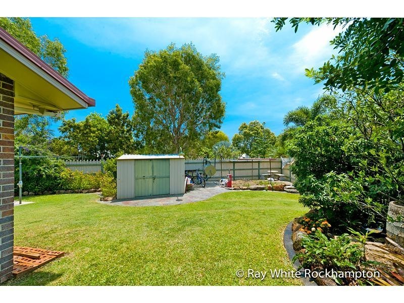 15 Carara Drive, Kawana QLD 4701