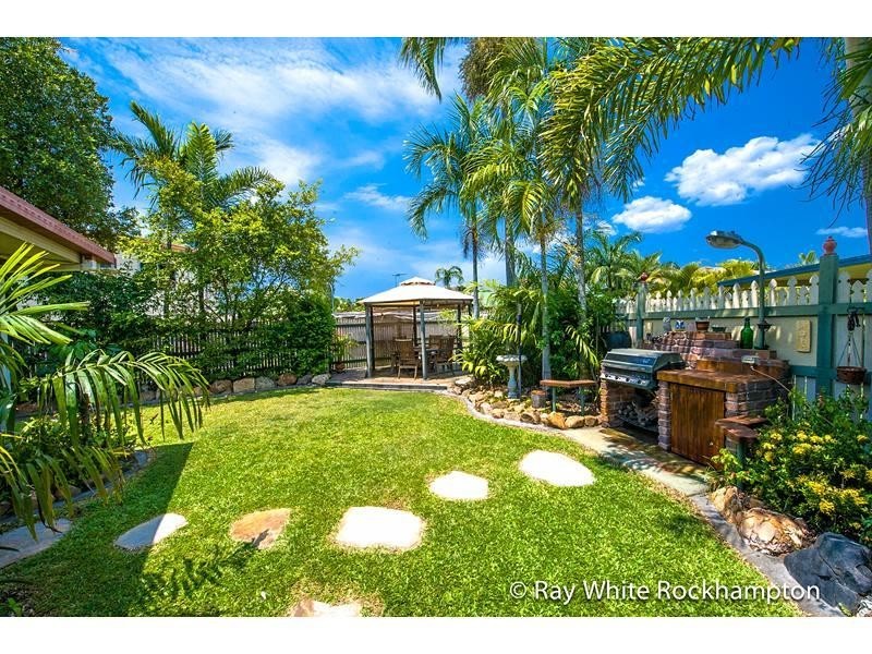 15 Carara Drive, Kawana QLD 4701