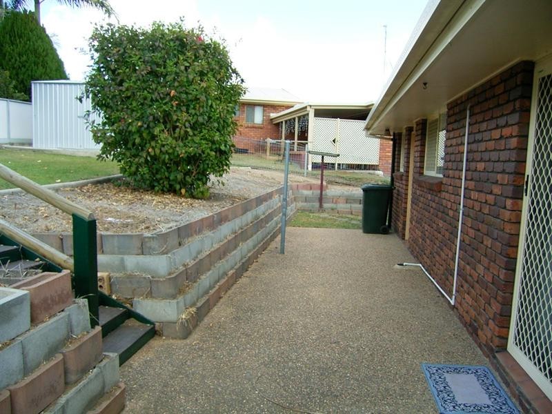 42 Pillich Street, Kawana QLD 4701