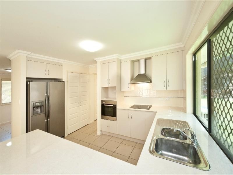 16 Constantia Crescent, Frenchville QLD 4701