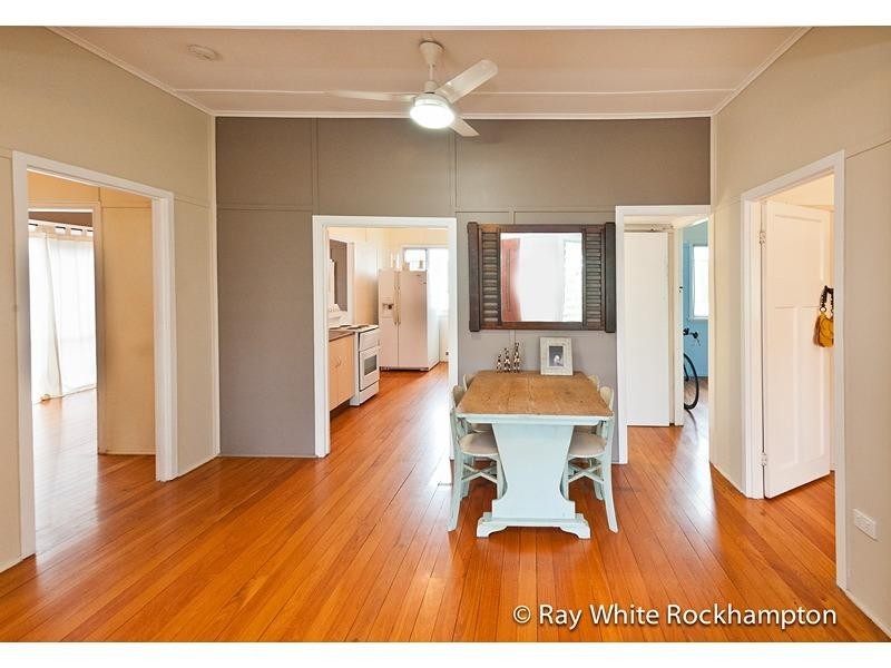 19 Meade Street, Wandal QLD 4700