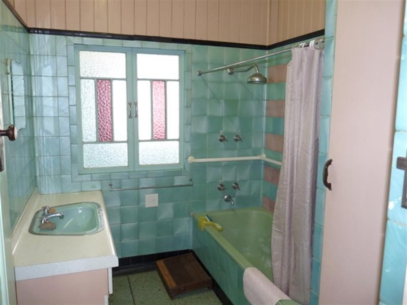 294 Pine Street, Berserker QLD 4701