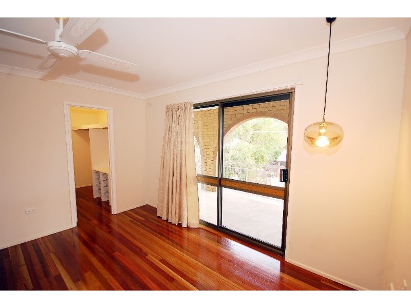 1 Fryer Avenue, Frenchville QLD 4701