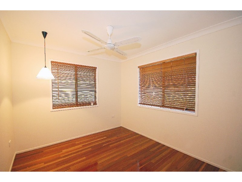 1 Fryer Avenue, Frenchville QLD 4701