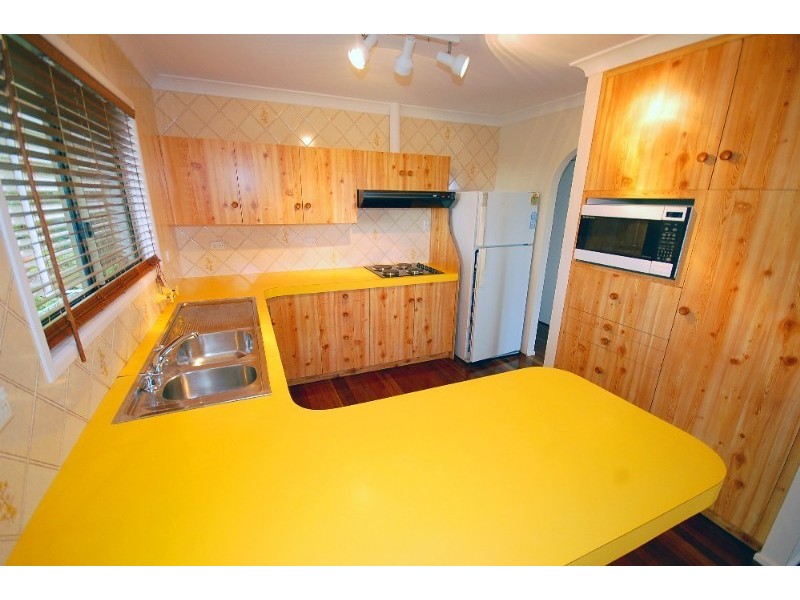 1 Fryer Avenue, Frenchville QLD 4701