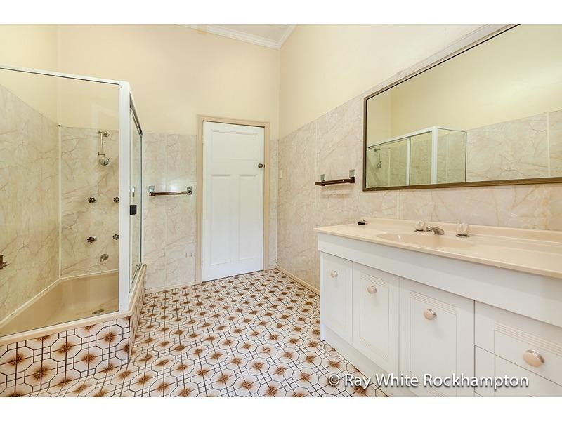 71 Albert Street, The Range QLD 4700