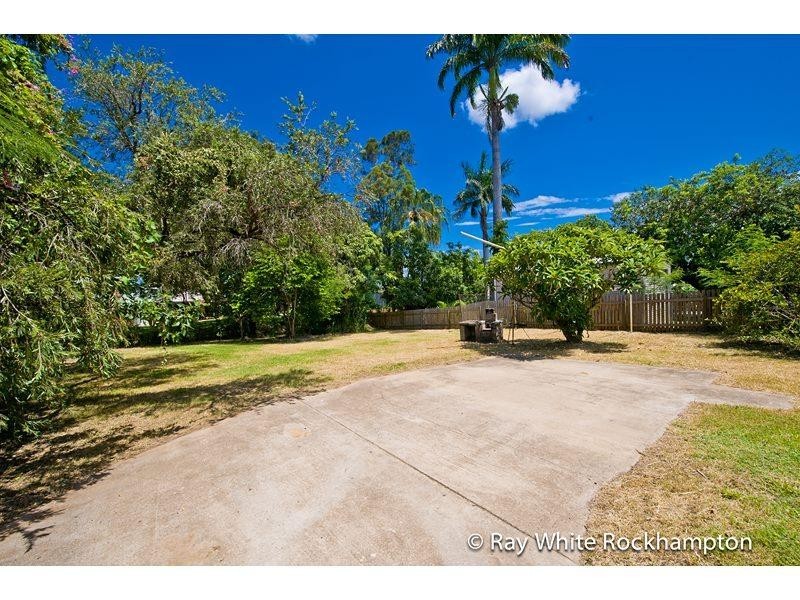 71 Albert Street, The Range QLD 4700