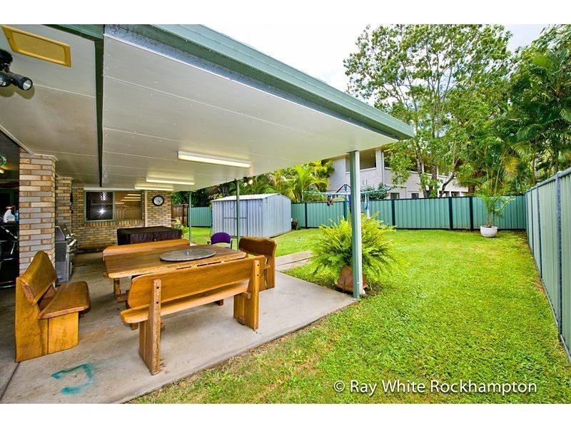 37 Locke Street, Kawana QLD 4701