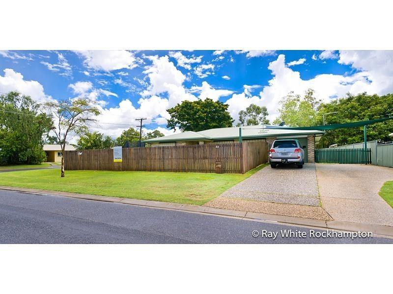37 Locke Street, Kawana QLD 4701