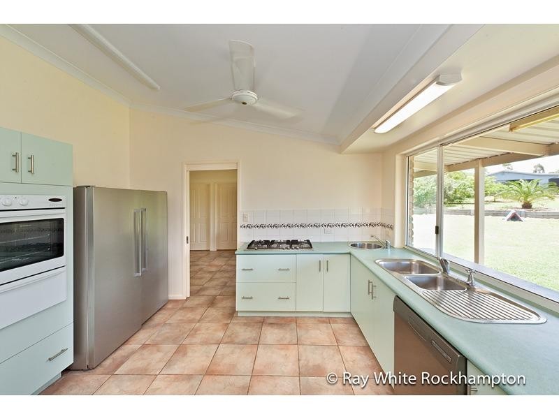 121 Cherryfield Road, Gracemere QLD 4702