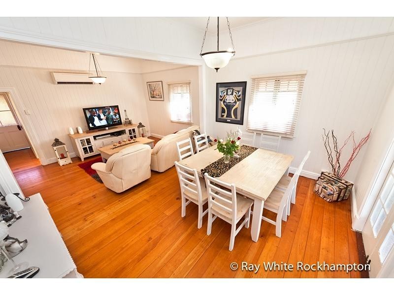 73 Albert Street, The Range QLD 4700