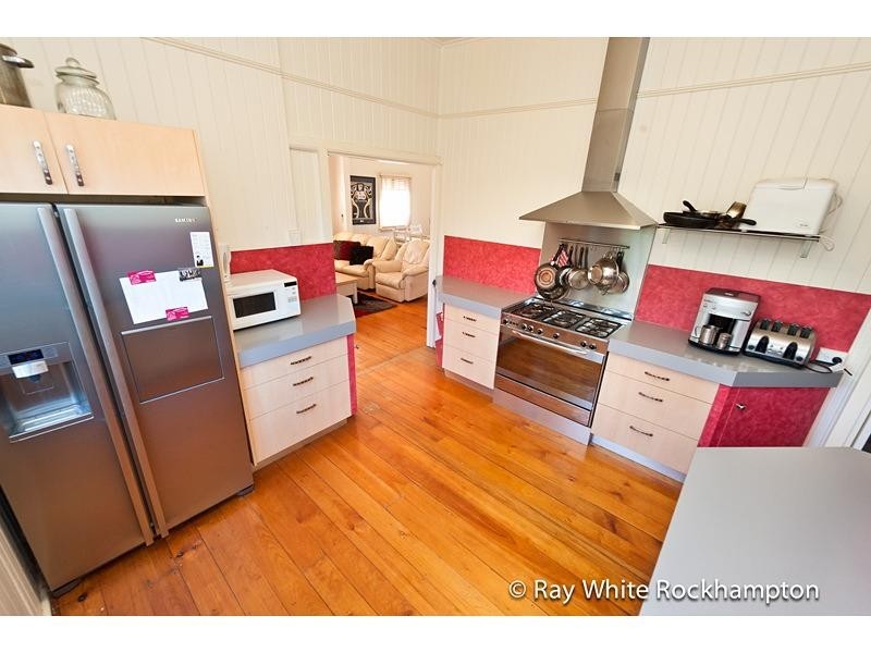 73 Albert Street, The Range QLD 4700