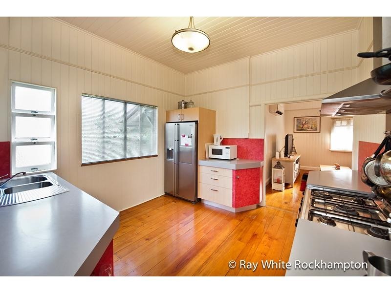 73 Albert Street, The Range QLD 4700